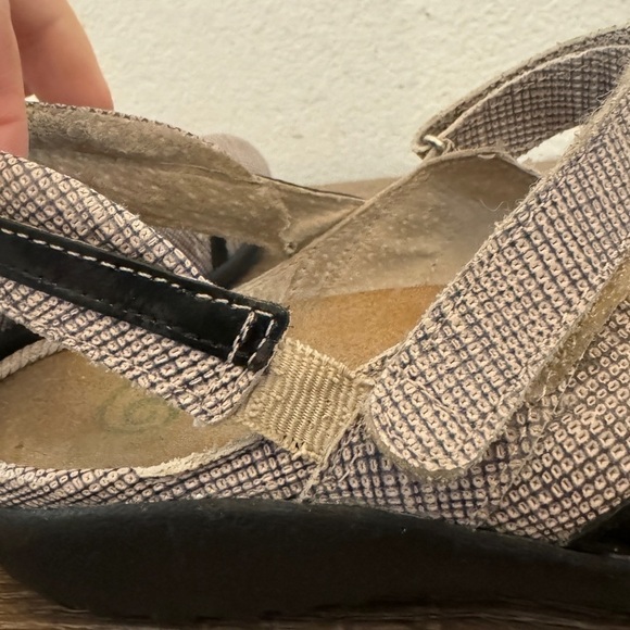 Naot Rongo Mary Jane Slingback Flats, Size 41 (10-10.5) - Picture 7 of 8